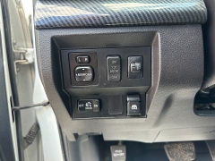 Used 2014  Toyota Tundra 4WD CrewMax SR5 5&period;7L at Headlight Motor Group near Lewiston&comma; ME