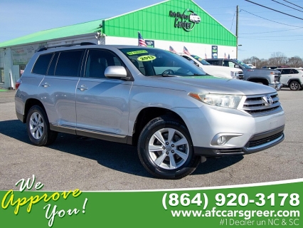 2013 Toyota Highlander Plus's photo
