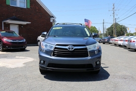 Used 2014 Toyota Highlander FWD 4dr V6 XLE (Natl) at Auto Finance Center near Matthews, NC