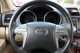 Used 2009  Toyota Highlander 4WD 4dr V6 Limited (Natl) at Auto Finance Center near Matthews, NC
