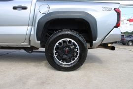 Used 2024  Toyota Tacoma 4WD Double Cab Bed &lpar;Natl&rpar; at Auto Finance Center near Matthews&comma; NC