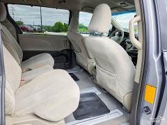 Used 2011  Toyota Sienna 5dr Van V6 LE FWD &lpar;Natl&rpar; at Auto Finance Center near Matthews&comma; NC