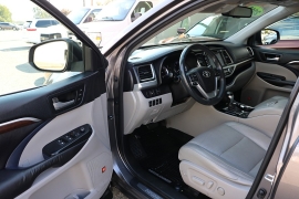 Used 2016 Toyota Highlander AWD 4dr V6 Limited (Natl) at Auto Finance Center near Matthews, NC