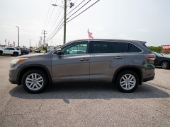 Used 2016 Toyota Highlander AWD 4dr V6 LE (Natl) at Auto Finance Center near Matthews, NC