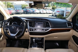 Used 2018 Toyota Highlander Limited V6 FWD (Natl) at Auto Finance Center near Matthews, NC