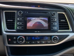 Used 2015  Toyota Highlander FWD 4dr V6 LE (Natl) at Auto Finance Center near Matthews, NC