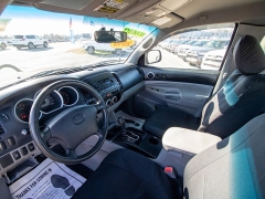 Used 2010  Toyota Tacoma 4WD Access V6 &lpar;Natl&rpar; at Auto Finance Center near Matthews&comma; NC