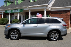 Used 2015  Toyota Highlander AWD 4dr V6 Limited &lpar;Natl&rpar; at Auto Finance Center near Matthews&comma; NC