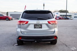 Used 2019  Toyota Highlander V6 FWD &lpar;Natl&rpar; at Auto Finance Center near Matthews&comma; NC