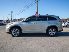 Used 2016  Toyota Highlander FWD 4dr V6 Limited &lpar;Natl&rpar; at Auto Finance Center near Matthews&comma; NC