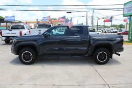 Used 2024  Toyota Tacoma 4WD Double Cab Bed &lpar;Natl&rpar; at Auto Finance Center near Matthews&comma; NC