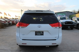 Used 2012  Toyota Sienna 5dr Van V6 LE FWD &lpar;Natl&rpar; at Auto Finance Center near Matthews&comma; NC