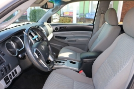 Used 2013  Toyota Tacoma 2WD Double Cab PreRunner V6 Short Bed at Auto Finance Center near Matthews, NC