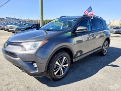 Used 2018  Toyota RAV4 FWD &lpar;Natl&rpar; at Auto Finance Center near Matthews&comma; NC
