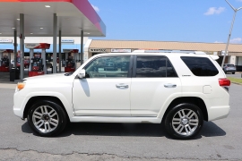 Used 2010  Toyota 4Runner RWD 4dr V6 &lpar;Natl&rpar; at Auto Finance Center near Matthews&comma; NC
