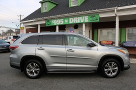 Used 2015  Toyota Highlander FWD 4dr V6 LE &lpar;Natl&rpar; at Auto Finance Center near Matthews&comma; NC