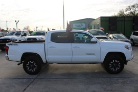 Used 2020  Toyota Tacoma 2WD Double Cab 5' Bed I4 AT &lpar;Natl&rpar; at Auto Finance Center near Matthews&comma; NC