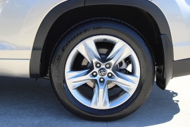 Used 2016  Toyota Highlander AWD 4dr V6 Limited &lpar;Natl&rpar; at Auto Finance Center near Matthews&comma; NC