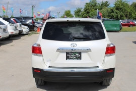 Used 2012 Toyota Highlander FWD 4dr V6 (Natl) at Auto Finance Center near Matthews, NC