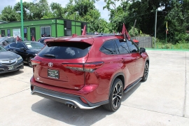 Used 2021  Toyota Highlander XSE FWD at Auto Finance Center near Matthews&comma; NC