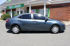 Used 2015  Toyota Corolla 4dr Sdn &lpar;Natl&rpar; at Auto Finance Center near Matthews&comma; NC