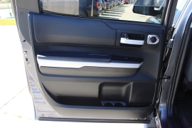 Used 2017  Toyota Tundra 4WD CrewMax 5&period;5' Bed 5&period;7L FFV &lpar;Natl&rpar; at Auto Finance Center near Matthews&comma; NC