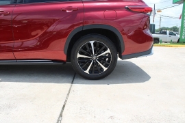 Used 2021  Toyota Highlander XSE FWD at Auto Finance Center near Matthews&comma; NC