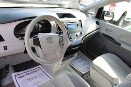 Used 2013 Toyota Sienna 4d Wagon L at Auto Finance Center near Matthews, NC