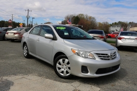 Used 2013  Toyota Corolla 4dr Sdn &lpar;Natl&rpar; at Auto Finance Center near Matthews&comma; NC