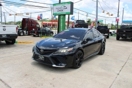 Used 2018  Toyota Camry Auto &lpar;Natl&rpar; at Auto Finance Center near Matthews&comma; NC