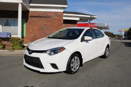Used 2014  Toyota Corolla 4dr Sdn &lpar;Natl&rpar; at Auto Finance Center near Matthews&comma; NC