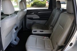 Used 2015  Toyota Highlander AWD 4dr V6 Limited &lpar;Natl&rpar; at Auto Finance Center near Matthews&comma; NC