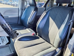 Used 2013  Toyota Sienna 4d Wagon SE at Auto Finance Center near Matthews&comma; NC