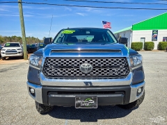 Used 2018  Toyota Tundra 4WD CrewMax 5&period;5' Bed 5&period;7L FFV &lpar;Natl&rpar; at Auto Finance Center near Matthews&comma; NC