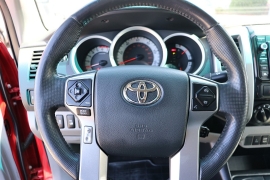 Used 2014  Toyota Tacoma 4WD Double Cab V6 &lpar;Natl&rpar; at Auto Finance Center near Matthews&comma; NC
