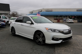 Used 2017  Honda Accord Sedan 4d Sport SE CVT at Auto Finance Center near Matthews&comma; NC