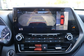 Used 2021  Toyota Highlander AWD &lpar;Natl&rpar; at Auto Finance Center near Matthews&comma; NC