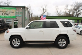 Used 2016  Toyota 4Runner RWD 4dr V6 &lpar;Natl&rpar; at Auto Finance Center near Matthews&comma; NC