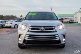 Used 2019  Toyota Highlander V6 FWD &lpar;Natl&rpar; at Auto Finance Center near Matthews&comma; NC