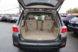 Used 2013  Toyota Highlander 4WD 4dr V6 (Natl) at Auto Finance Center near Matthews, NC