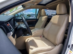 Used 2018 Toyota Highlander Limited V6 FWD (Natl) at Auto Finance Center near Matthews, NC
