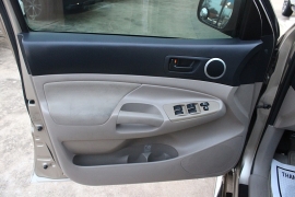 Used 2005  Toyota Tacoma 2WD D-Cab PreRunner V6 at Auto Finance Center near Matthews&comma; NC