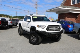 Used 2017 Toyota Tacoma Double Cab 5' Bed V6 4x4 (Natl) at Auto Finance Center near Matthews, NC