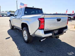 Used 2024  Toyota Tacoma 4WD Double Cab Bed &lpar;Natl&rpar; at Auto Finance Center near Matthews&comma; NC