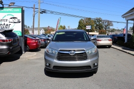 Used 2015  Toyota Highlander FWD 4dr V6 LE (Natl) at Auto Finance Center near Matthews, NC