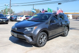 Used 2018  Toyota RAV4 LE FWD &lpar;Natl&rpar; at Auto Finance Center near Matthews&comma; NC
