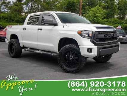 2016 Toyota Tundra SR5's photo