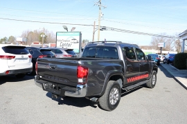 Used 2018  Toyota Tacoma Double Cab 5' Bed V6 4x2 AT &lpar;Natl&rpar; at Auto Finance Center near Matthews&comma; NC