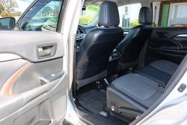 Used 2015  Toyota Highlander FWD 4dr V6 LE (Natl) at Auto Finance Center near Matthews, NC