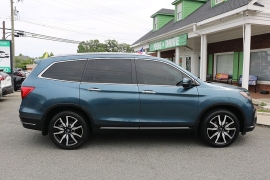 Used 2021  Honda Pilot Touring 8-Passenger 2WD at Auto Finance Center near Matthews&comma; NC